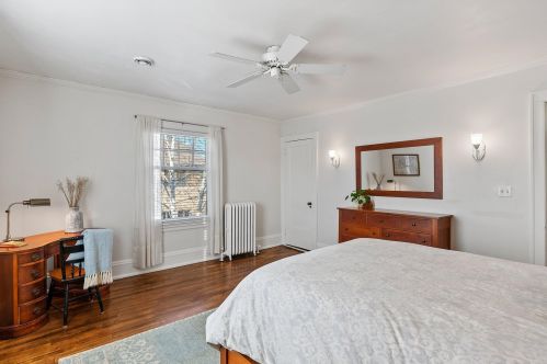 4042 Richland Ct, Milwaukee WI 53211-2147 exterior