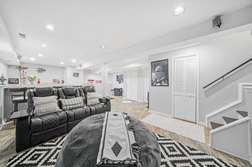 6729 64th Pl, Chicago IL  60638-4837 exterior