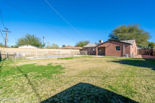 4220 16 Dr, Phoenix AZ 85015-1426 exterior