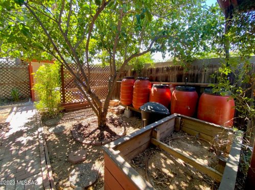 6126 14 St, Tucson AZ 85711-4215 exterior