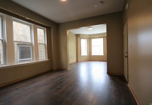 7043 Carpenter St, Chicago IL 60621-1026 exterior