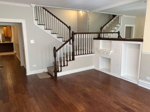 8236 Justine St, Chicago, IL 60620-3926