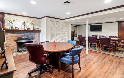 10 Franklin Ave, Edison NJ 08837-3321 exterior