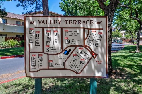 5025 Valley Crest Dr, Concord CA  94521-3087 exterior