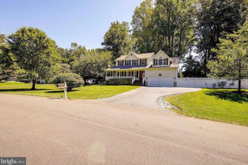 60 Radcliffe Dr, Huntingtown MD 20639-8701 exterior