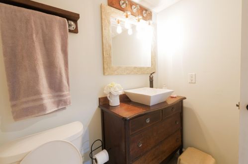 6690 Minard Dr, Meskegon MI 49442-4996 exterior