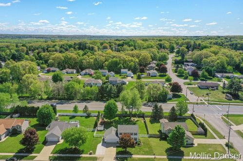 4880 Boyd Ave, Grand Rapids MI 49525-1276 exterior