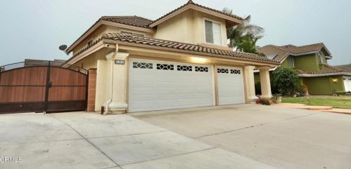 2620 Moraine Way, Oxnard, CA 93030-8765