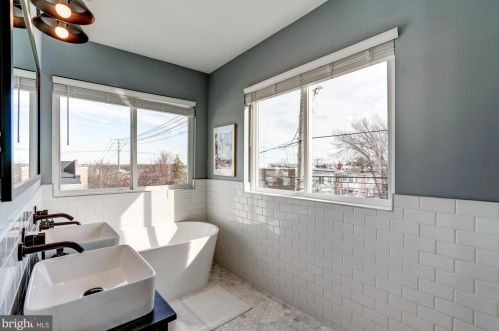 401 Delafield Pl, Washington DC  20011-6112 exterior