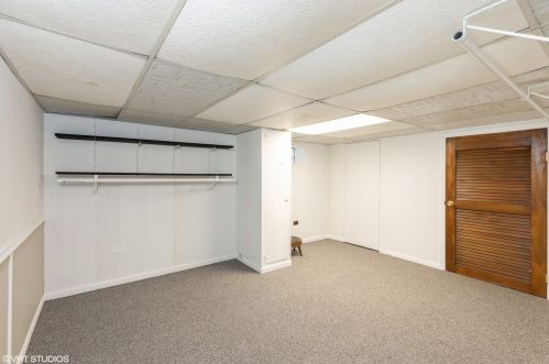 14210 Clark St, Chicago IL 60640-2101 exterior