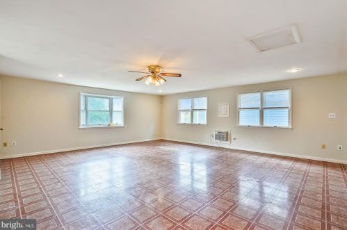 1730 Great Falls St, Mc Lean VA  22101-5063 exterior