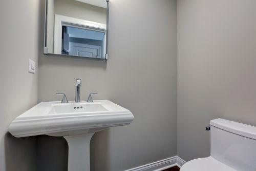 1934 Newport Ave, Chicago IL  60657-1026 exterior