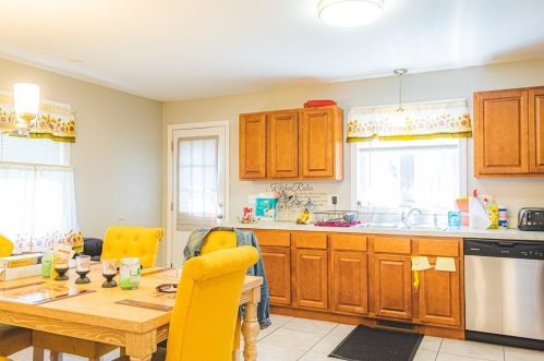 50 Main St, Ware MA 01082-1318 exterior