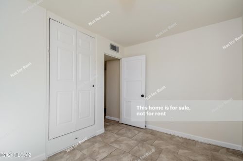 2509 Alta Vis St, Tucson AZ 85712-2009 exterior