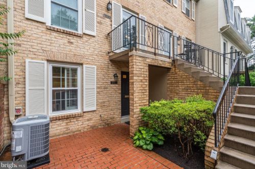 3259 Sutton Pl, Washington DC 20016-7534 exterior