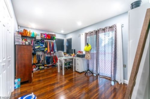 1570 Franklin St, Clark NJ  07066-2517 exterior