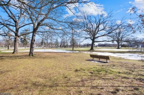 17 Essex Rd, Maplewood NJ 07040-2338 exterior