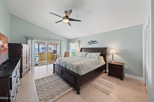 3010 Newfound Harbor Dr, Merritt Island FL 32952-2624 exterior