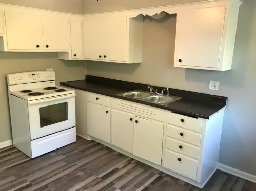 926 Waterford Ave, Milwaukee, WI 53207-4564