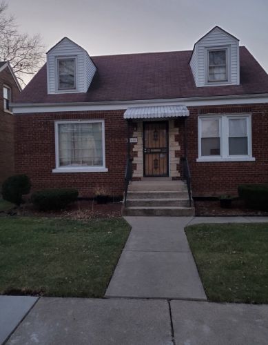12404 Throop St, Chicago, IL 60827-5820