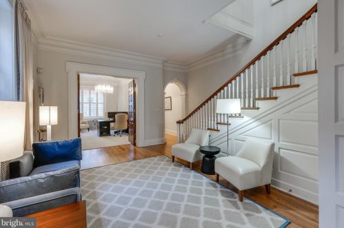 2101 Delancey St, Philadelphia PA 19103-6408 exterior