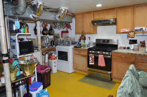 1436 12th St, Milwaukee WI 53221-1719 exterior