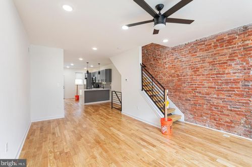 2631 Dickinson St, Philadelphia PA  19146-4415 exterior