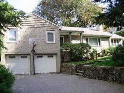 200 Highland St, Newton, MA 02465-2713