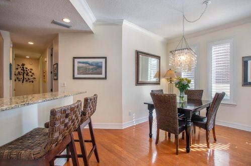 1731 Watrous Ave, Tampa, FL 33606-3040