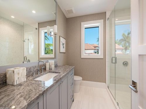 3163 Gin Ln, Naples FL 34102-7817 exterior