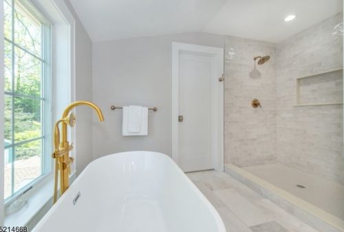 18 Kensington Ter, Maplewood NJ  07040-1323 exterior