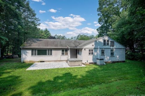 155 Crestwood Rd, Torrington CT 06790-4033 exterior