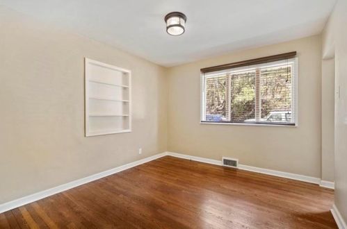 1253 Lakewood Ave, Pittsburgh PA 15229-1729 exterior