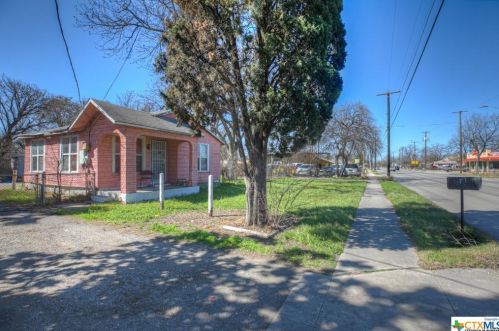 714 Division Ave, San Antonio TX 78225-2500 exterior