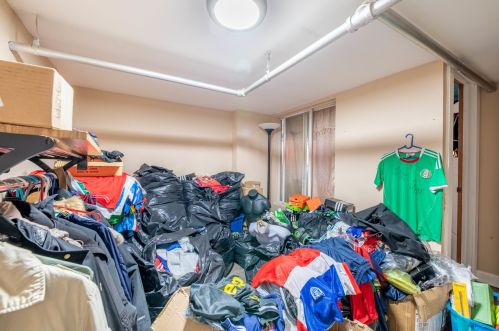 5833 Whipple St, Chicago IL 60659-3708 exterior