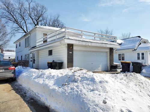 2352 81st St, Milwaukee, WI 53219-1728