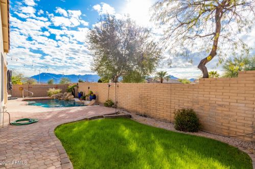 16420 16 Ln, Phoenix AZ 85045-0815 exterior