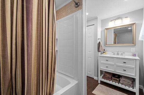 1134 Arrowood Dr, Pittsburgh PA 15243-1802 exterior