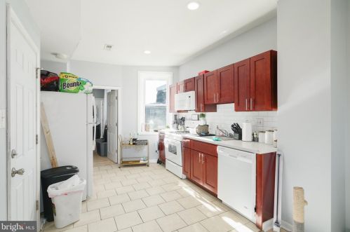 5102 Larchwood Ave, Philadelphia PA 19143-1514 exterior