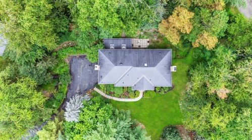 119 Shadow Ridge Dr, Pittsburgh, PA 15238-2123