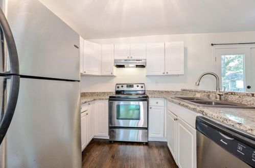 1971 Main St, Atlanta GA 30318-1851 exterior