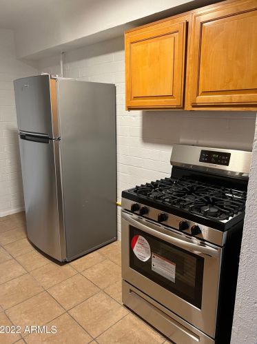 2458 Encinas Ln, Phoenix AZ 85040-1550 exterior