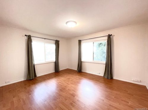 1601 Kealia Dr, Honolulu HI 96817-2077 exterior