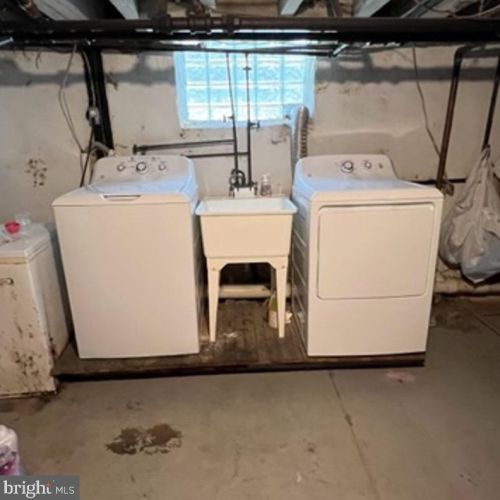 4929 Marvine St, Philadelphia PA 19141-3513 exterior