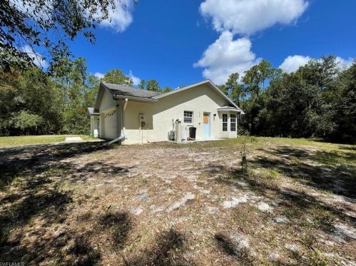 4665 8 Ave, Naples FL 34102-6915 exterior