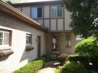 892 Saint Clair St, Detroit MI  48230-3617 exterior