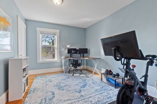 30 Maple Ave, North Andover MA 01845-3613 exterior