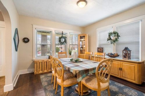 556 Perry Hwy, Pittsburgh PA 15229-2723 exterior