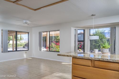 14690 Windshade Dr, Tucson AZ 85755-8827 exterior