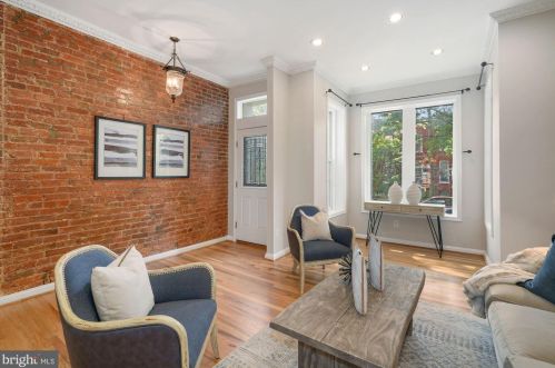 716 3 St, Washington DC 20001-2624 exterior